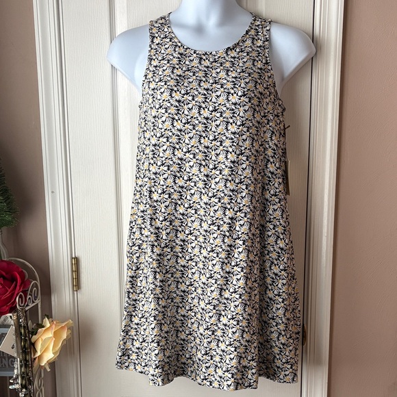Cynthia Rowley Dresses & Skirts - Cynthia Rowley Linen Daisy print Dress